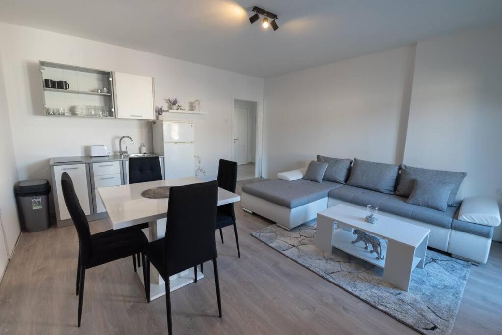 Apartman Iva Lejlighed Zadar Eksteriør billede