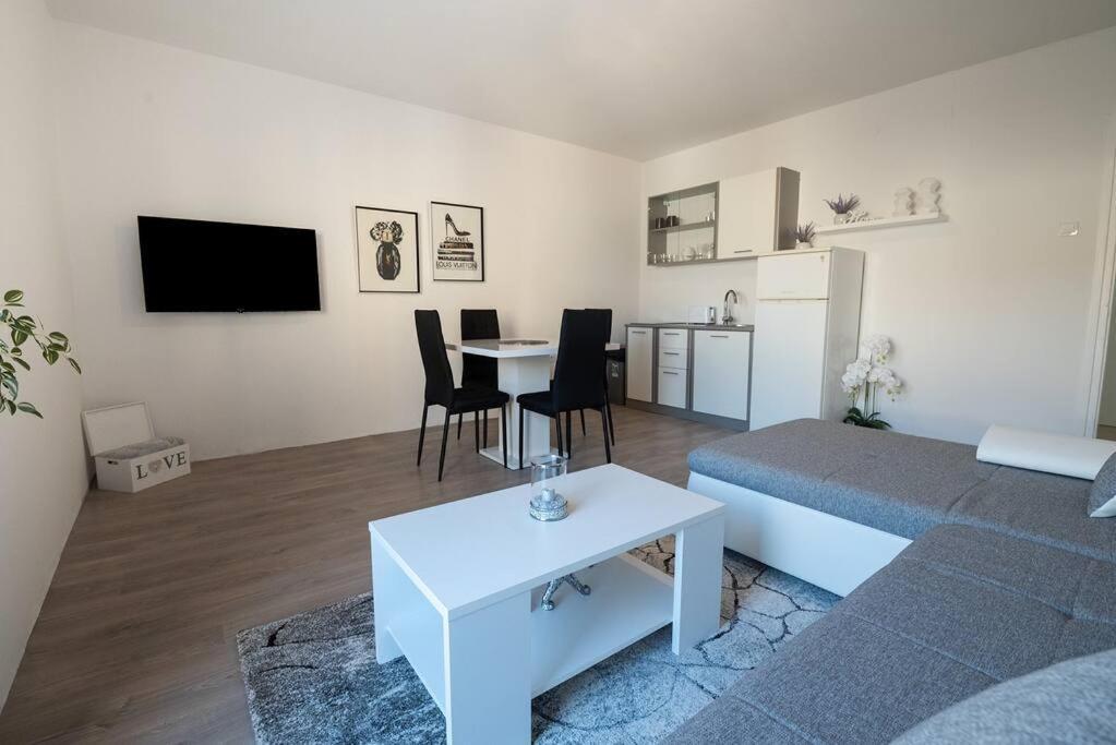 Apartman Iva Lejlighed Zadar Eksteriør billede